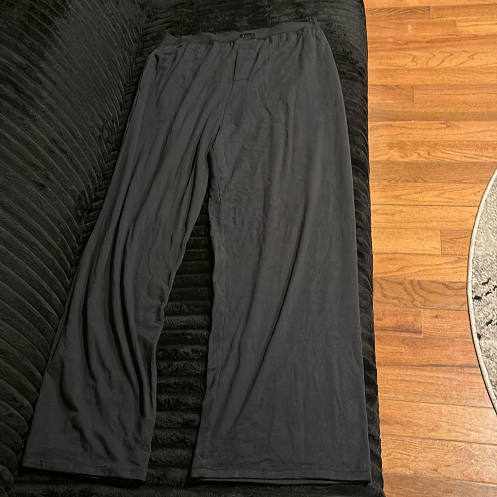 Skims • Boyfriend Loose Pants • NWT • Never Worn • Large • Black • Runs Big!